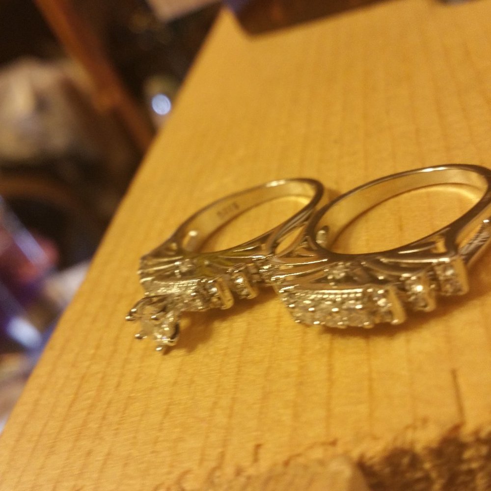 WHITE TOPAZ 2 PIECE RING SET SIZE 7 3/4 - Picture 15 of 15
